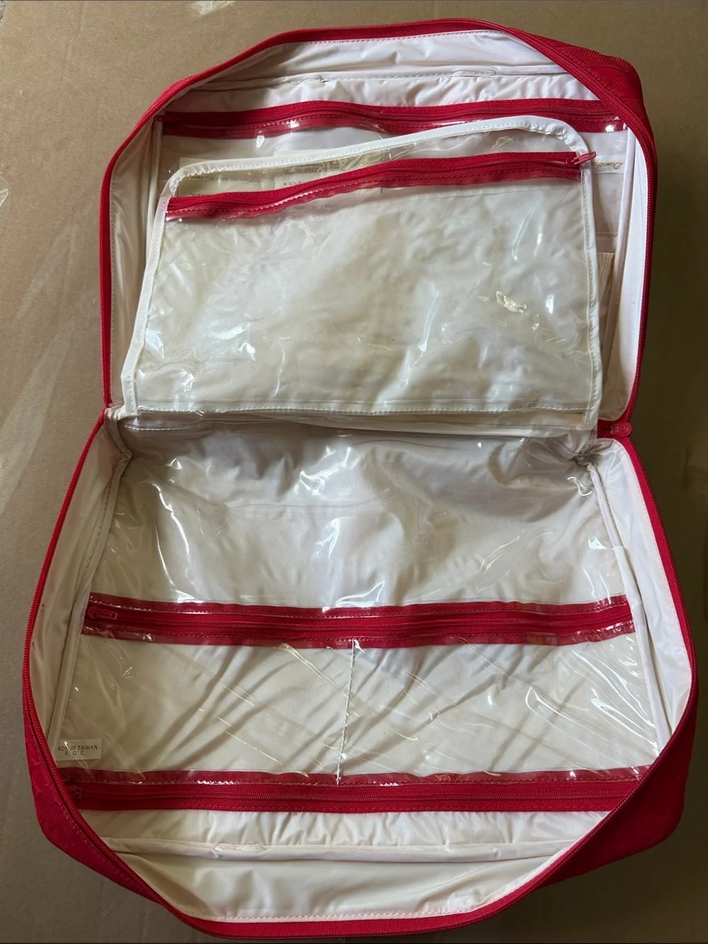 Saks Fifth Avenue travel cosmetics bag